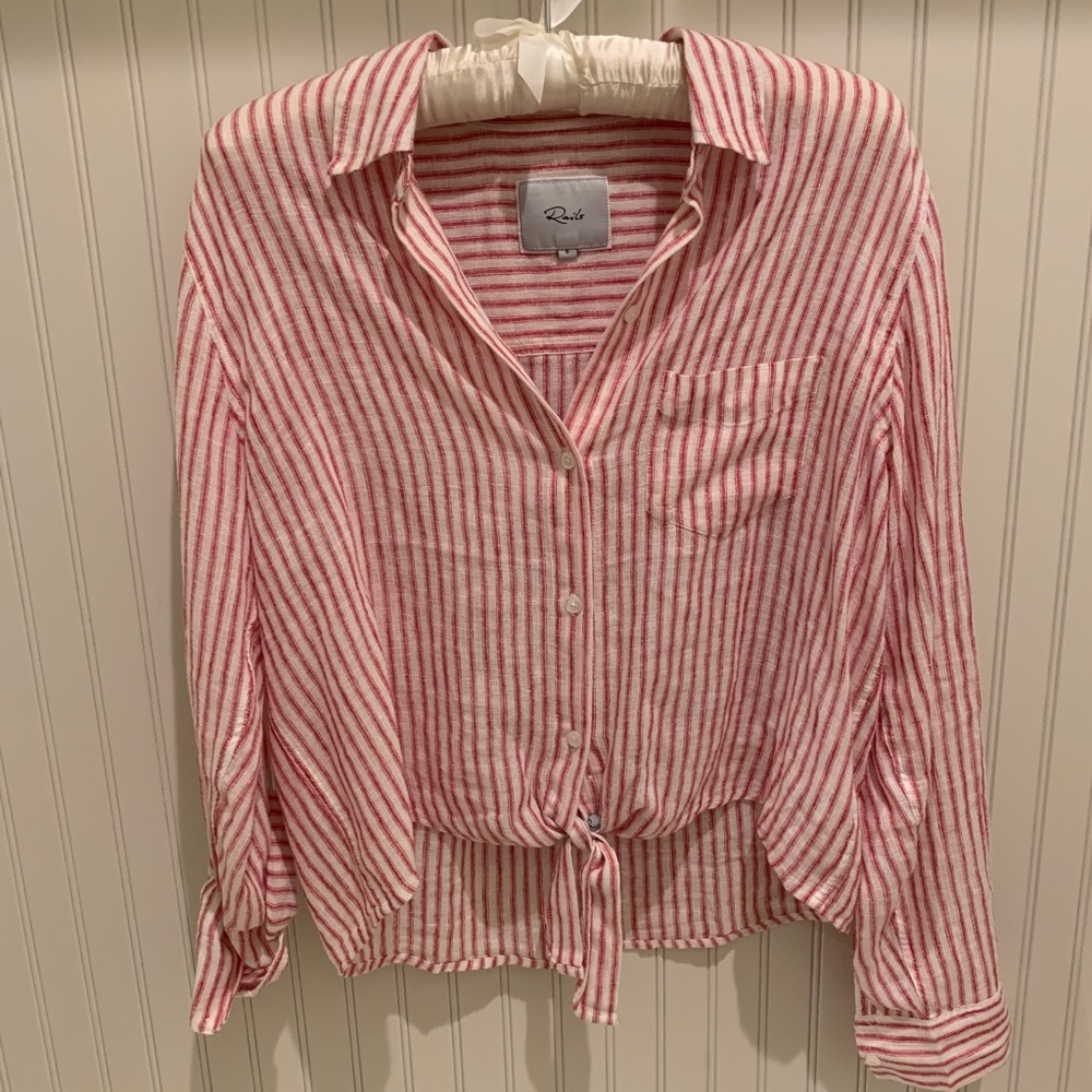 Women’s collard top